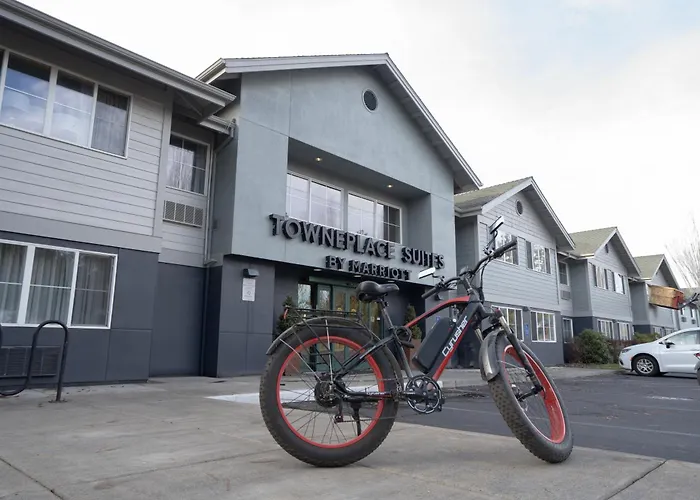 Towneplace Suites Old Mill District, Bend Near Mt Bachelor